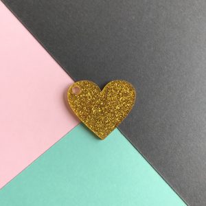Pingente acrílico | Coração glitter ouro 2,5x3cm